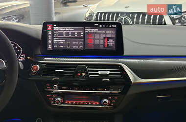 Седан BMW M5 2020 в 