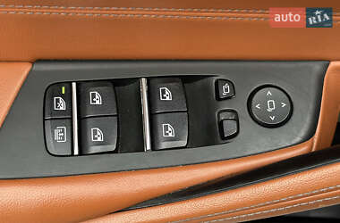 Седан BMW M5 2019 в 
