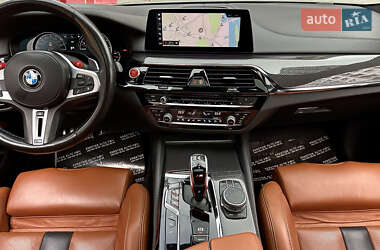 Седан BMW M5 2019 в 