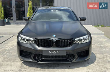 Седан BMW M5 2019 в 