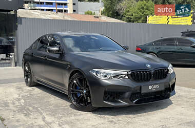 Седан BMW M5 2019 в 