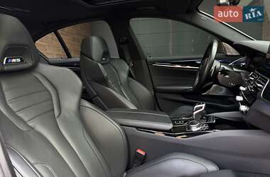 Седан BMW M5 2023 в 