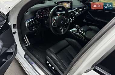 Седан BMW M5 2023 в 
