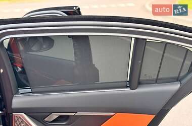 Седан BMW M5 2025 в 