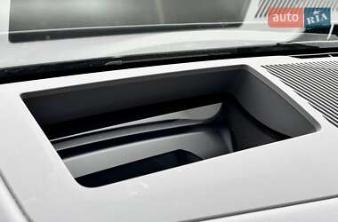 Седан BMW M5 2025 в 