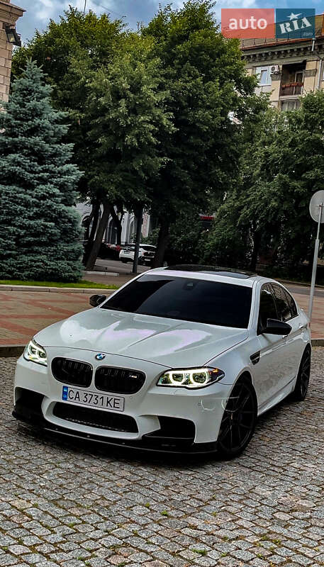 BMW M5 2013