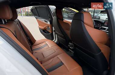 Седан BMW M5 2020 в 