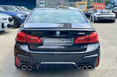 Седан BMW M5 2020 в 