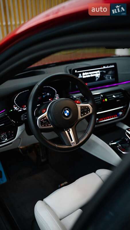 Седан BMW M5 2020 в Киеве