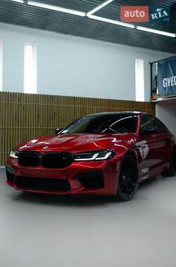 Седан BMW M5 2020 в Киеве