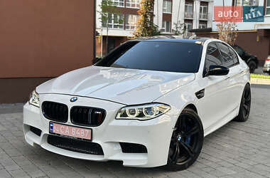 Седан BMW M5 2015 в Ивано-Франковске