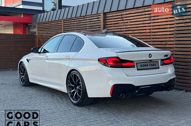 Седан BMW M5 2019 в 