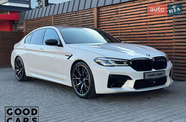 Седан BMW M5 2019 в 