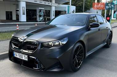 Седан BMW M5 2024 в Києві