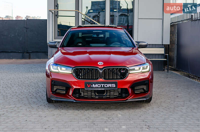 Седан BMW M5 2020 в Киеве