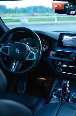 Седан BMW M5 2019 в 