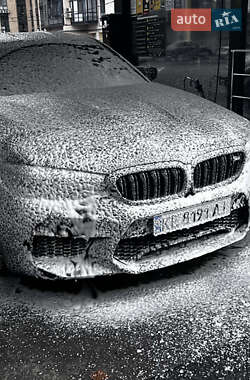 Седан BMW M5 2020 в 