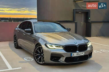 Седан BMW M5 2019 в Киеве