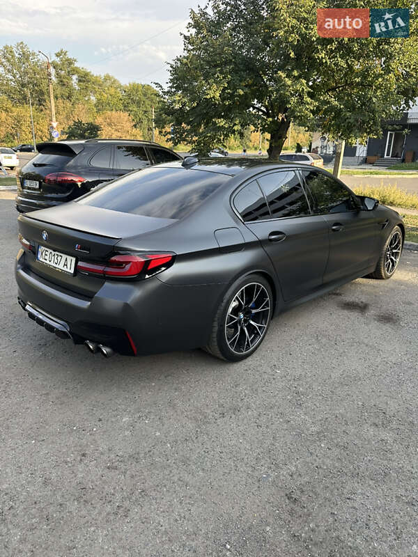 Седан BMW M5 2023 в Полтаве