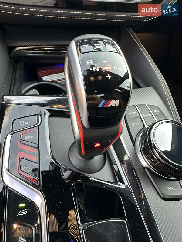 Седан BMW M5 2023 в Полтаве