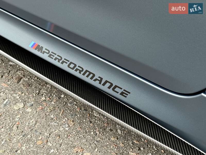 Седан BMW M5 2018 в Киеве