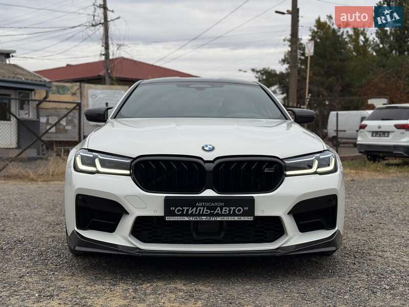 Седан BMW M5 2022 в Одессе