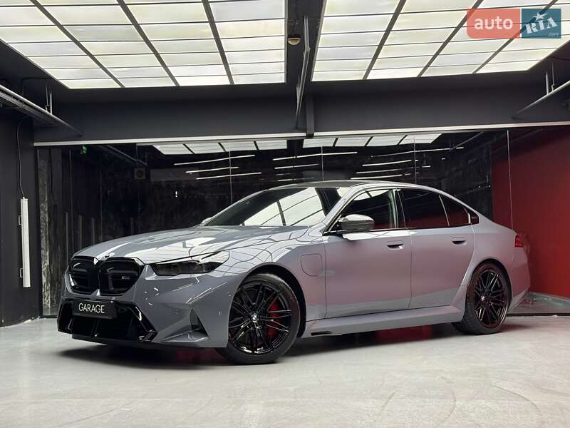 Седан BMW M5 2025 в Киеве фото 7 Седан BMW M5 2025 в Киеве