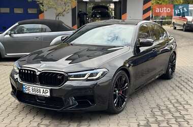 Седан BMW M5 2022 в Одесі