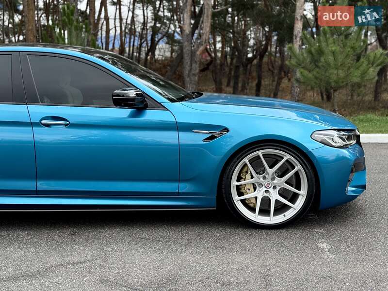Седан BMW M5 2018 в Киеве фото 21 Седан BMW M5 2018 в Киеве