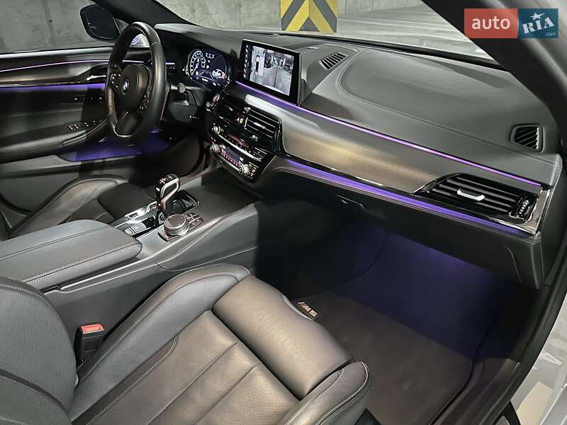 Седан BMW M5 2019 в Днепре