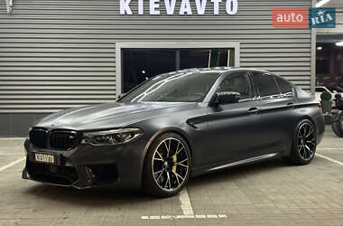 Седан BMW M5 2019 в Киеве