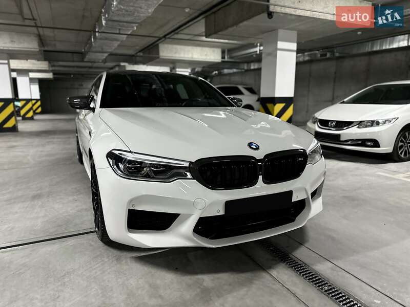 Седан BMW M5 2019 в Днепре