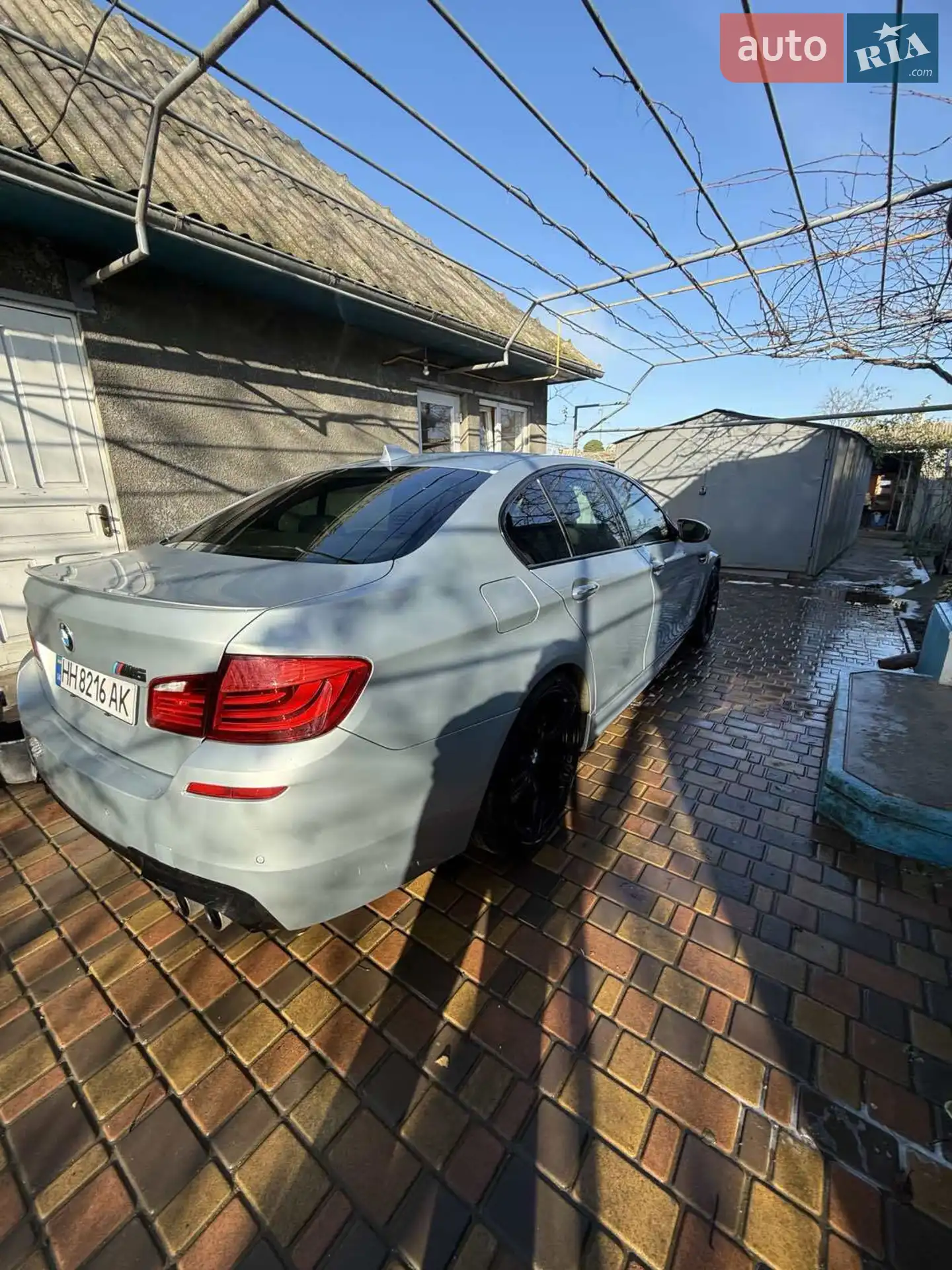 2011 BMW M5 - мініатюра 25