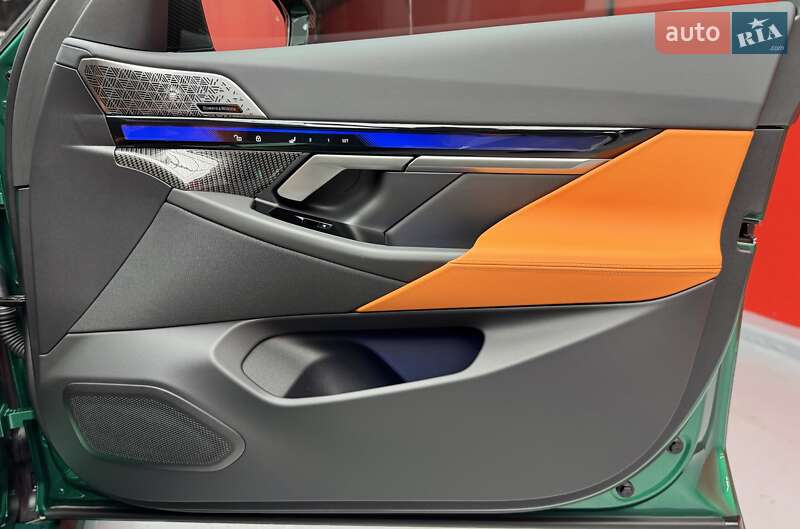 Универсал BMW M5 2025 в Киеве