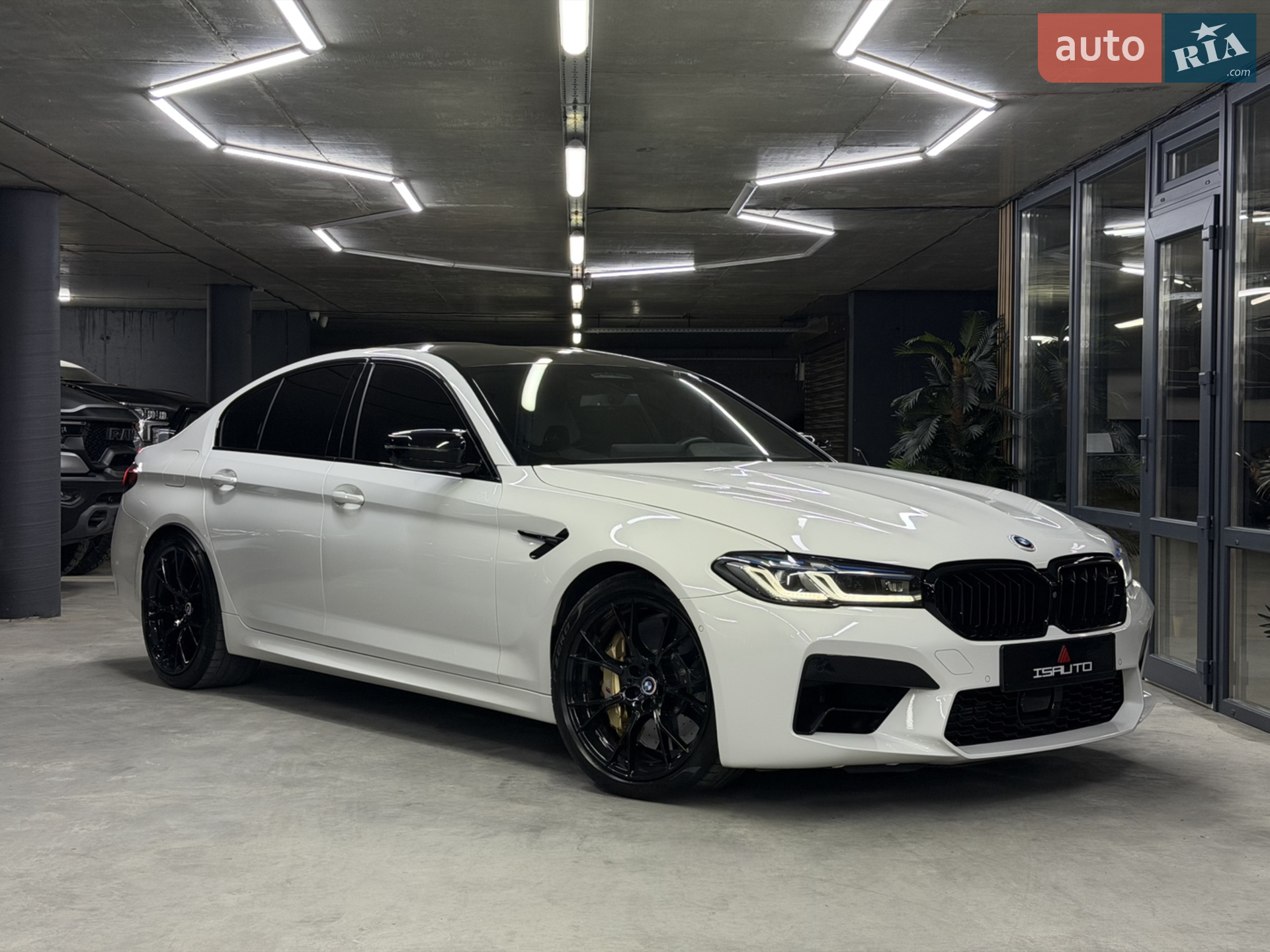 2023 BMW M5 - мініатюра 2