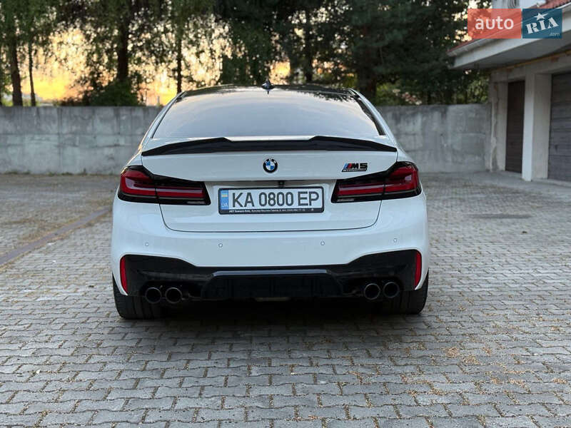 Седан BMW M5 2018 в Києві