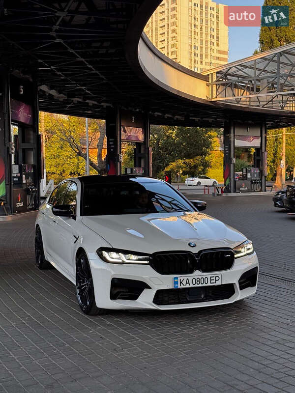 Седан BMW M5 2018 в Києві