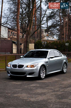 Седан BMW M5 2007 в Киеве