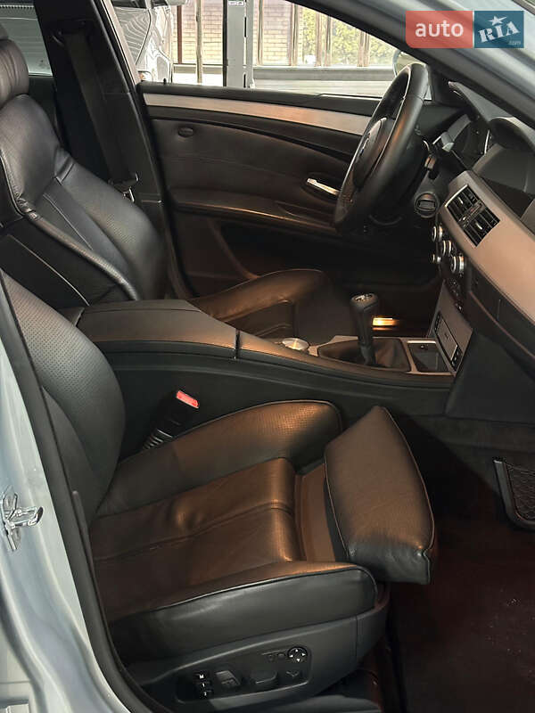 Седан BMW M5 2007 в Киеве