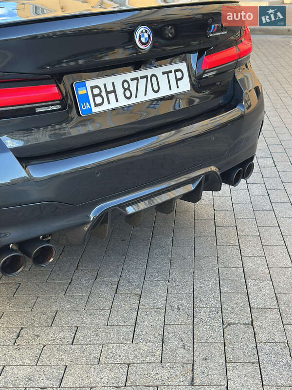 Седан BMW M5 2021 в Одесі