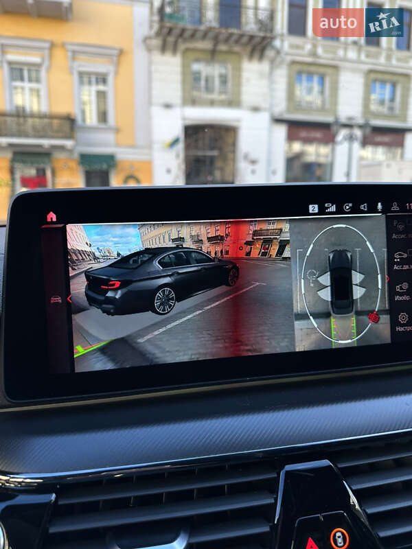 Седан BMW M5 2021 в Одесі