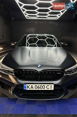 Седан BMW M5 2019 в Киеве