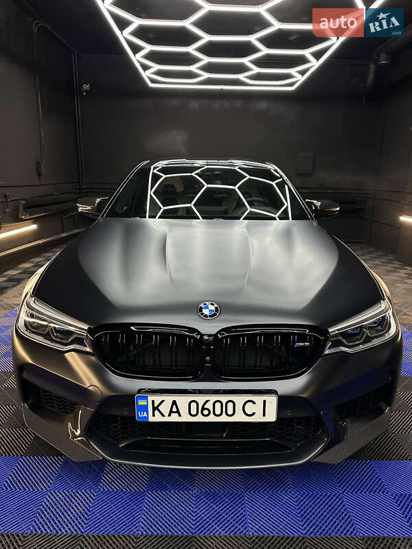 BMW M5 2019