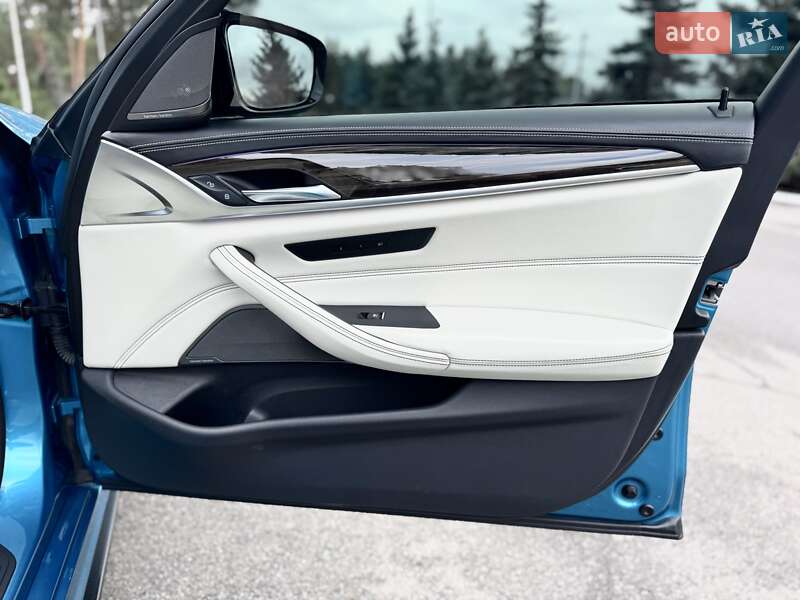 Седан BMW M5 2018 в Днепре фото 42 Седан BMW M5 2018 в Днепре