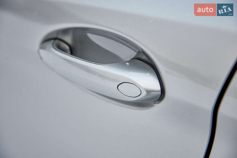 Седан BMW M5 2020 в Полтаве