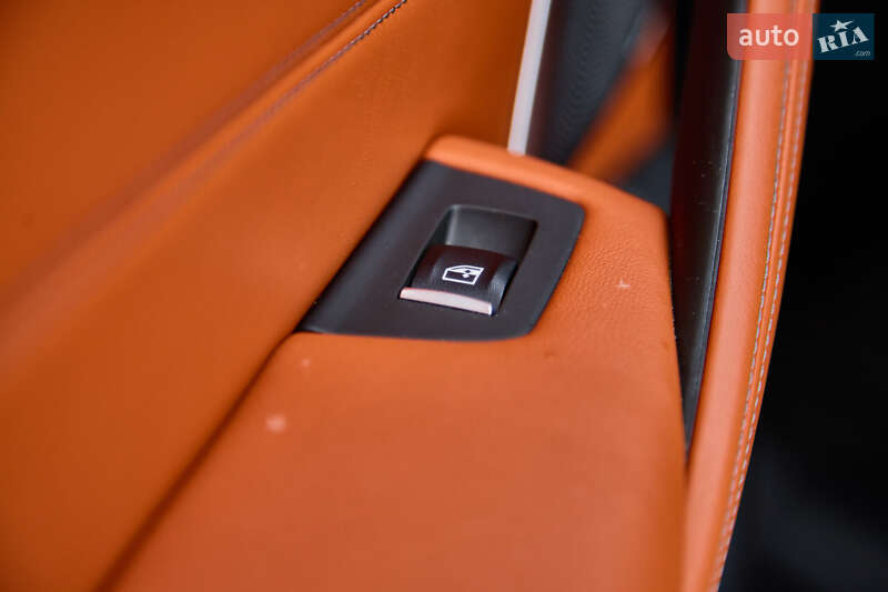 Седан BMW M5 2020 в Полтаве