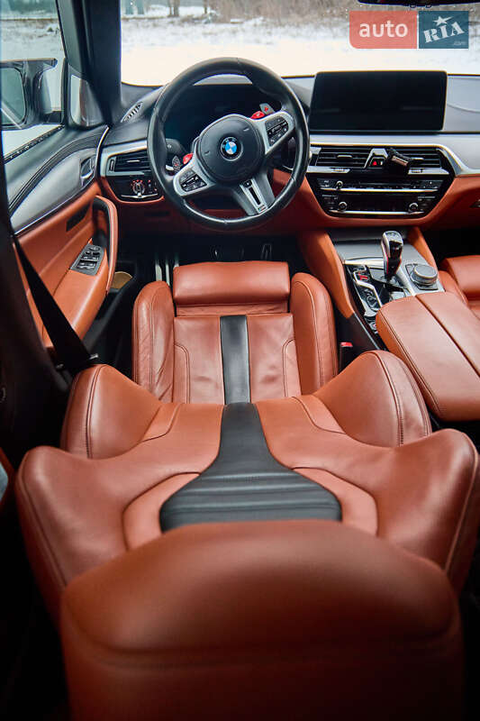 Седан BMW M5 2020 в Полтаве