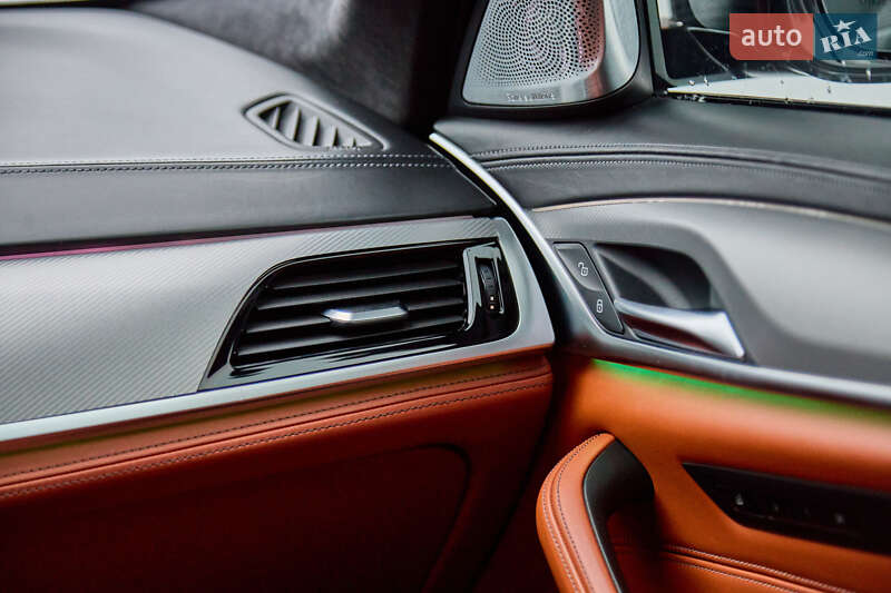 Седан BMW M5 2020 в Полтаве