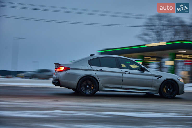 Седан BMW M5 2020 в Полтаве