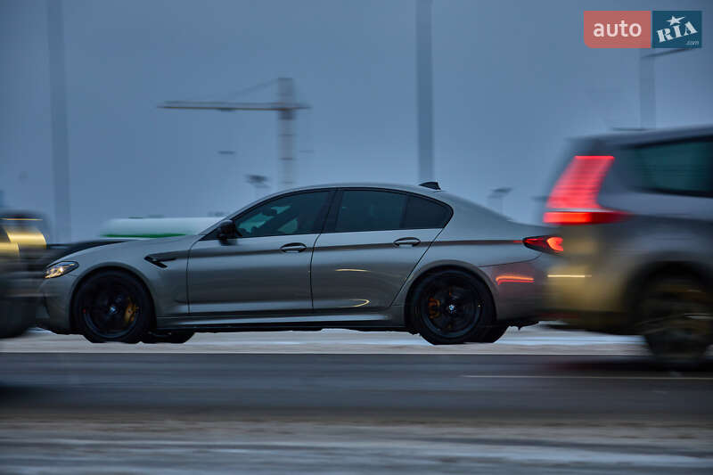 Седан BMW M5 2020 в Полтаве